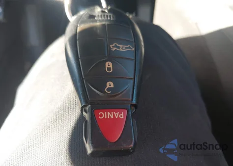 2014 Dodge Challenger Sxt z USA, uszkodzony, nr VIN 2C3CDYAG1EH195514